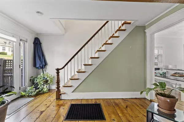 Medway, MA 02053,9 Sanford St