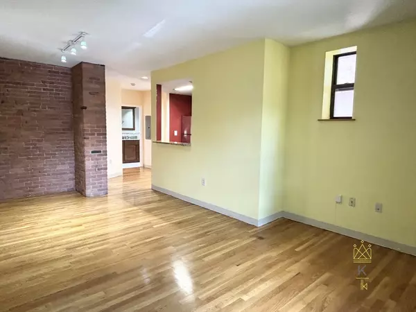 Boston, MA 02115,96 Gainsborough St #106W