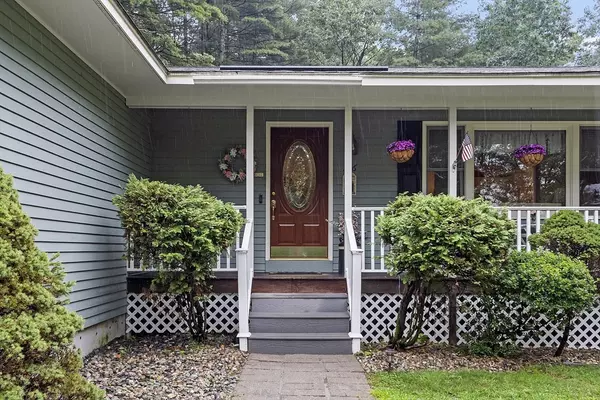 Tyngsborough, MA 01879,216 Westford Road