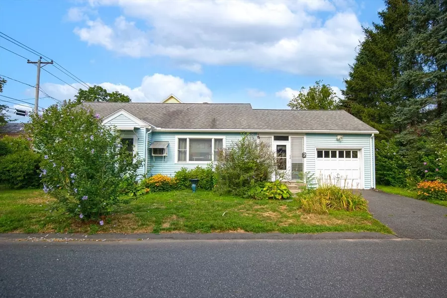 2 Admiral Street, Easthampton, MA 01027