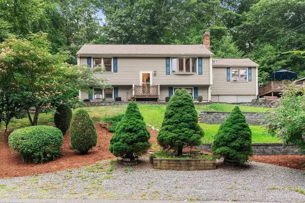 Norfolk, MA 02056,66 Lakeshore Dr