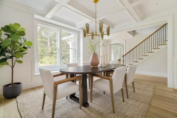 Wellesley, MA 02481,12 Bird Hill Ave