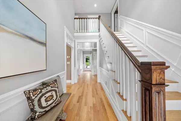 Duxbury, MA 02332,45 Summer St