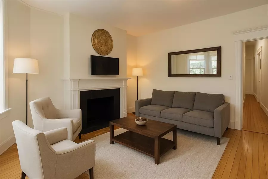 1267 Commonwealth Ave #6, Boston, MA 02134