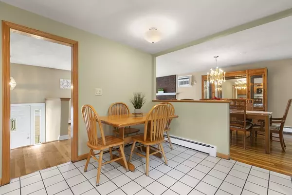 Wakefield, MA 01880,22 Millbrook Lane