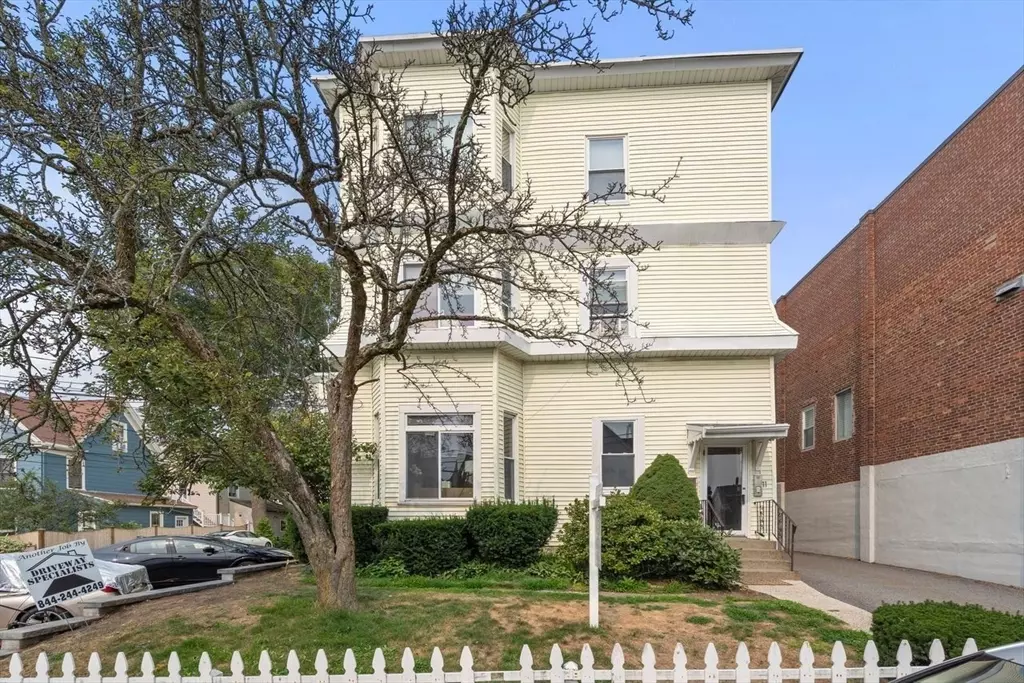 Watertown, MA 02472,11 Adams St #1A