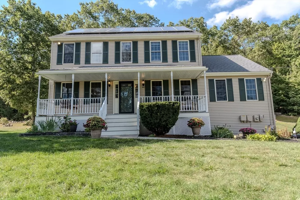 Webster, MA 01570,44 Camile Rd