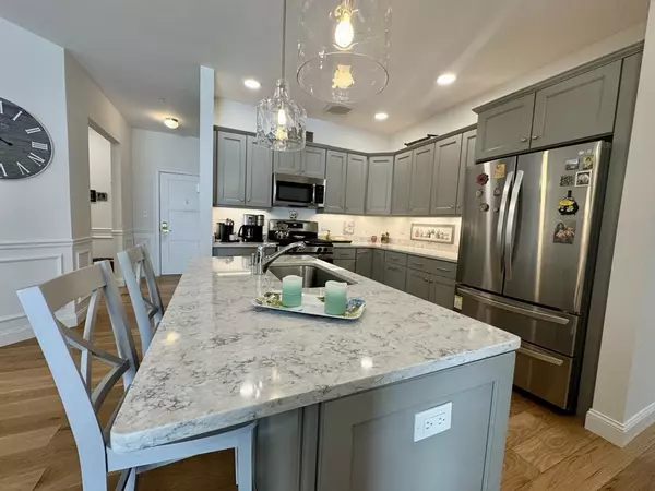 Plymouth, MA 02360,3 Mariners Way #109
