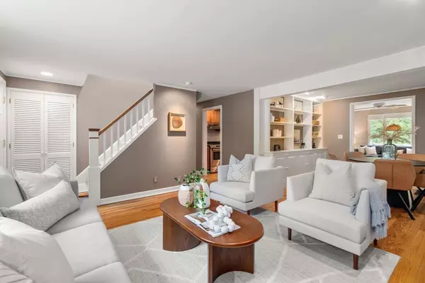 Wayland, MA 01778,51 Moore Rd