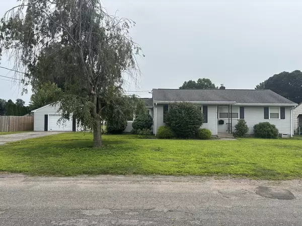 Chicopee, MA 01013,81 Poplar St