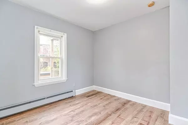 Boston, MA 02136,11 Knight Street #3