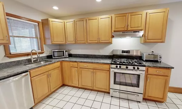 Malden, MA 02148,3 Swains Pond Avenue #1