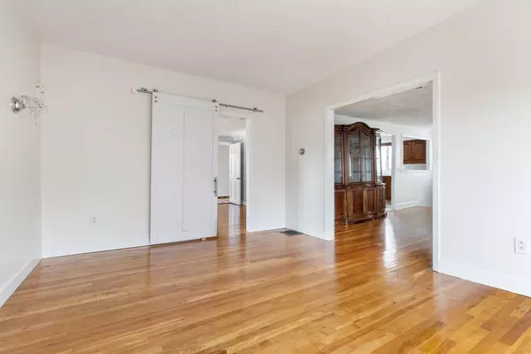 Everett, MA 02149,18 Bailey Street #1