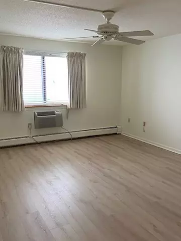Watertown, MA 02472,131 Coolidge Ave #122