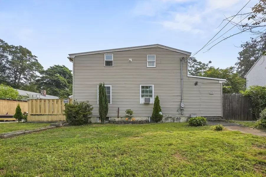 12 Onset Street, Worcester, MA 01604