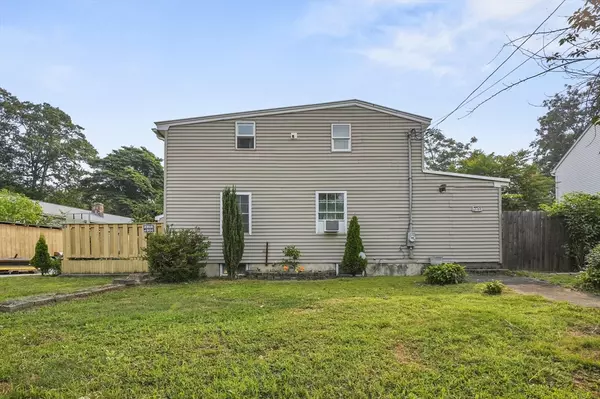 12 Onset Street, Worcester, MA 01604