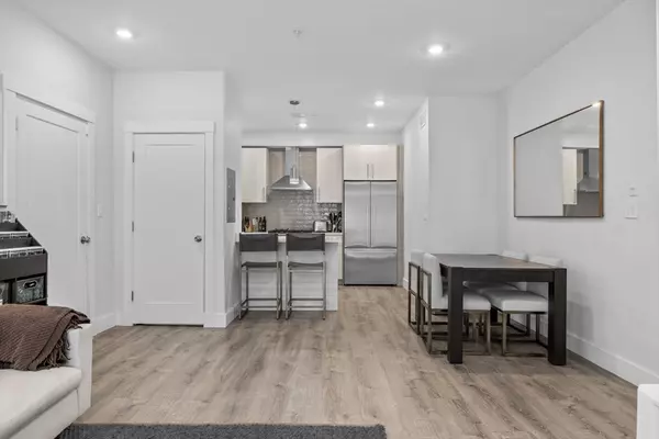 Boston, MA 02121,176 Humboldt Ave #2