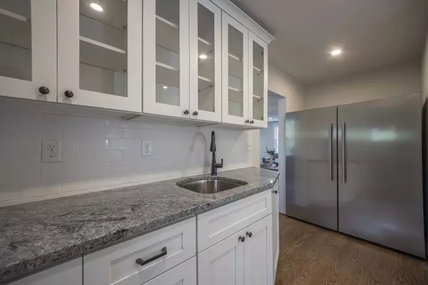 Haverhill, MA 01830,13 Westland Terrace