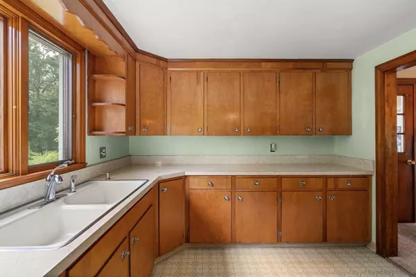 Franklin, MA 02038,54 Pine Ridge Dr