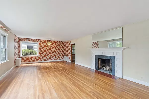 Gardner, MA 01440,41 Summit Ave