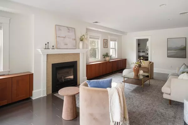 Needham, MA 02494,60 Rosemary St