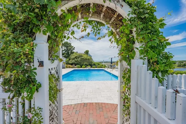 Chatham, MA 02633,44 Buena Vista Rd