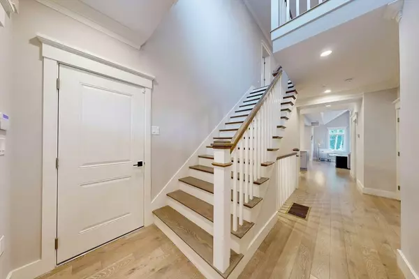 Medfield, MA 02052,3 Hennery Way Bld E #3