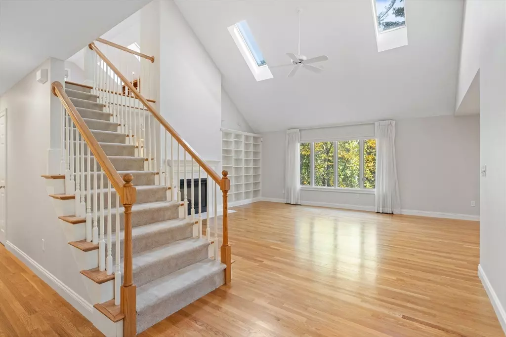 Wayland, MA 01778,1004 Wisteria Way #1004