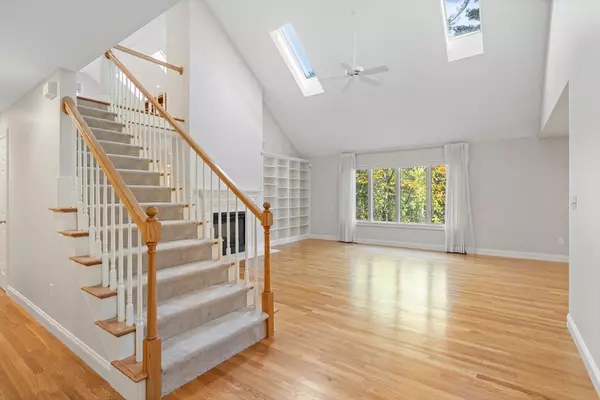 1004 Wisteria Way #1004, Wayland, MA 01778