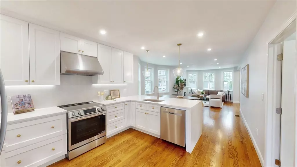 10 Lewis St #2, Medford, MA 02155