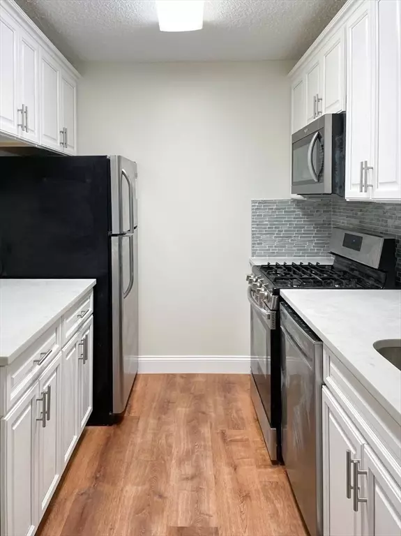 Brookline, MA 02445,33 Pond Ave #616