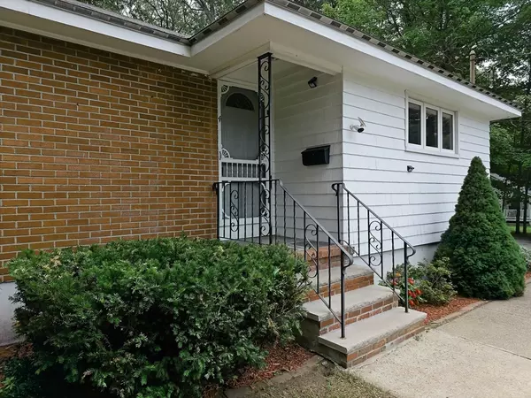 Billerica, MA 01821,4 French St