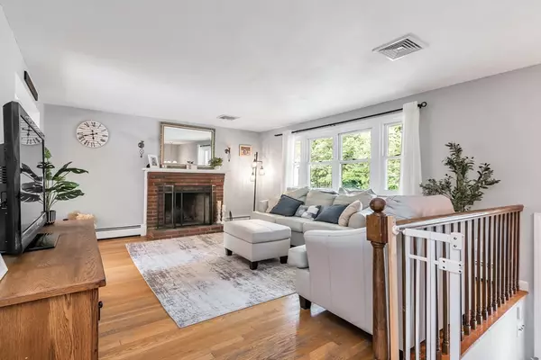 Burlington, MA 01803,11 Brookside Lane
