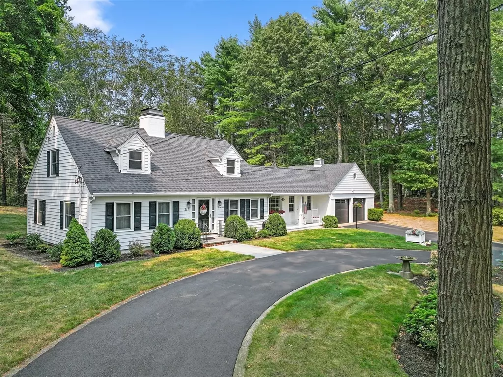 Hanover, MA 02339,211 Circuit St