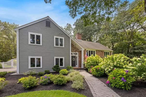 Lynnfield, MA 01940,5 Lantern Lane