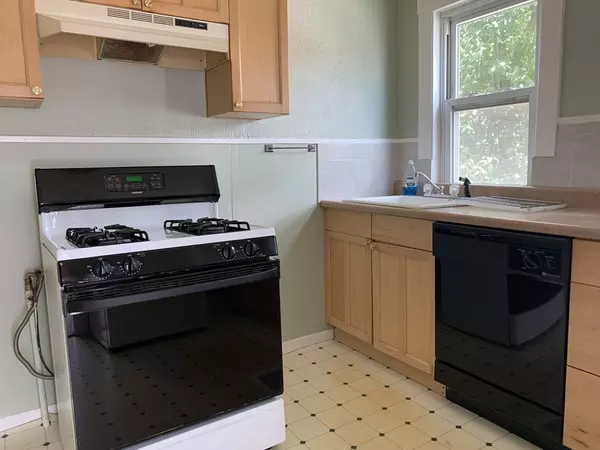Medford, MA 02155,50 Windsor Road #1