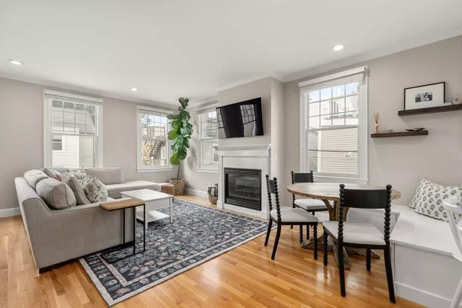 82 School St #3, Boston, MA 02129