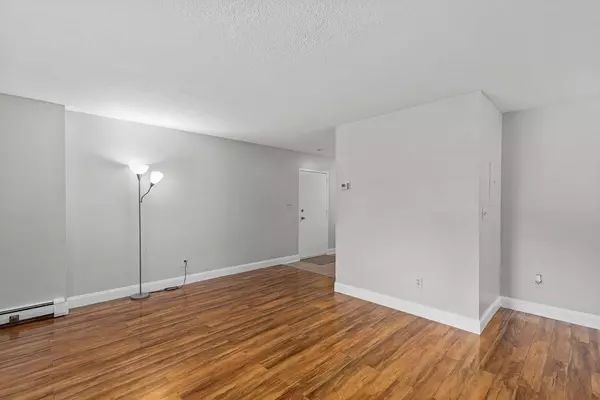 Plymouth, MA 02360,9 Chapel Hill Drive #2