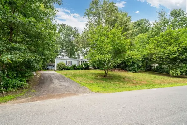 Salisbury, MA 01952,40 Kendell Lane