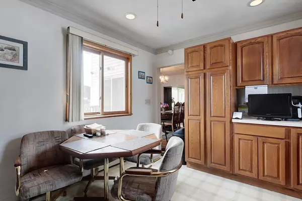 Everett, MA 02149,133 Main St