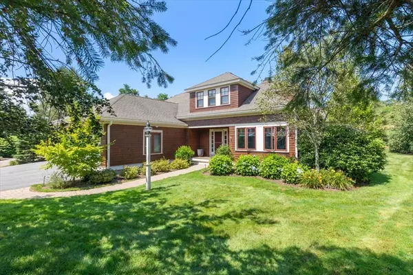 Hingham, MA 02043,2 Black Rock Dr #21