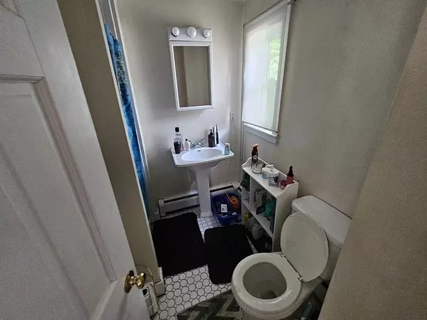 Lexington, MA 02420,80 Bow St #2
