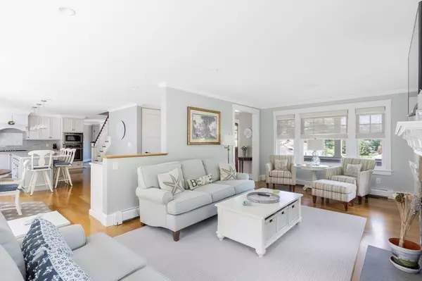 Cohasset, MA 02025,25 Mohawk Way