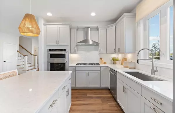 Woburn, MA 01801,2 Mason Way #65