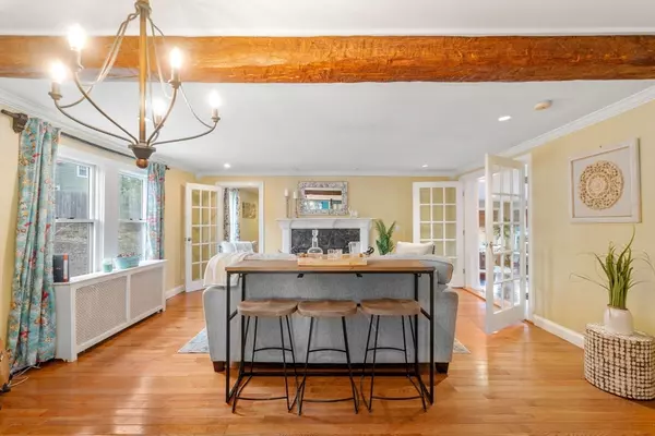 Wayland, MA 01778,156 Boston Post Rd