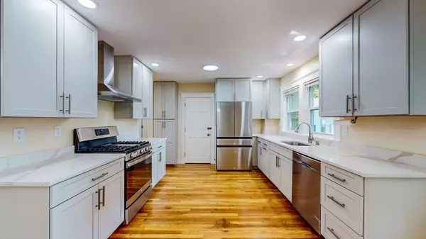 Newton, MA 02459,146 Langley Rd #2