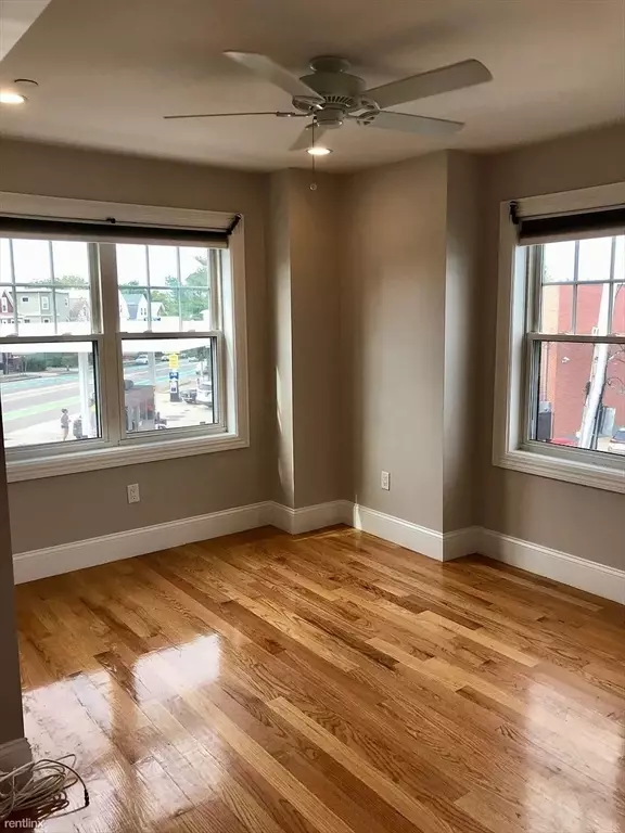 Medford, MA 02155,42 Alfred Street #201