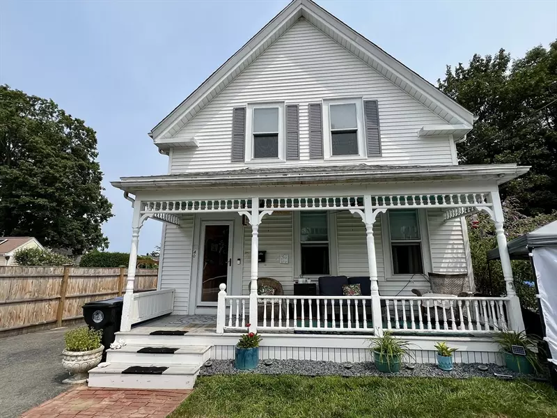 40 Central #2, Whitman, MA 02382