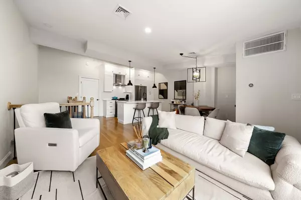 Boston, MA 02129,391 Bunker Hill Street #3