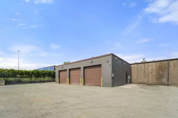 740 Union St, West Springfield, MA 01089